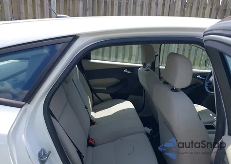 2018 Ford Focus Se z USA, uszkodzony, nr VIN 1FADP3K25JL331773